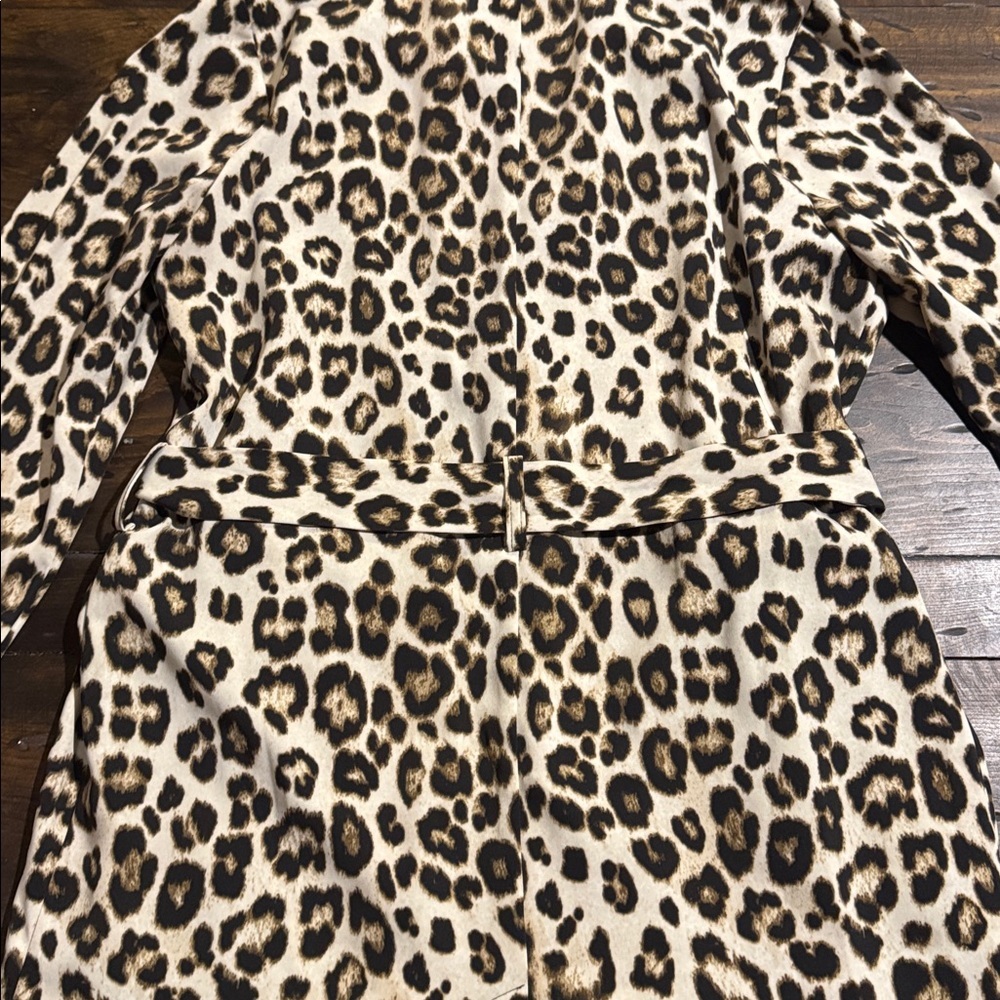 Jennifer Lopez Animal Print Trench Coat - Picture 8 of 13